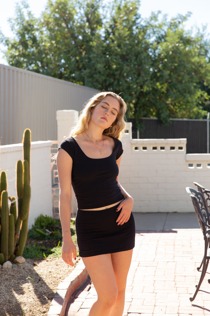 Black / Small