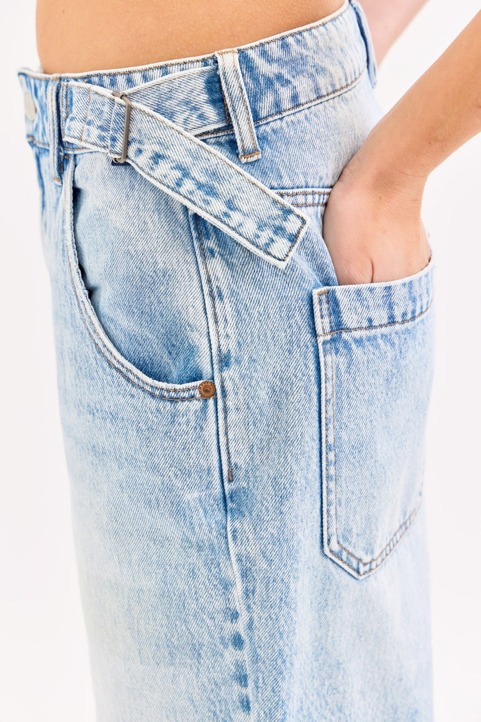 Mid Rise Baggy Bermuda Shorts